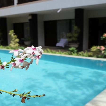 Kuta Beach Hostel Exteriér fotografie