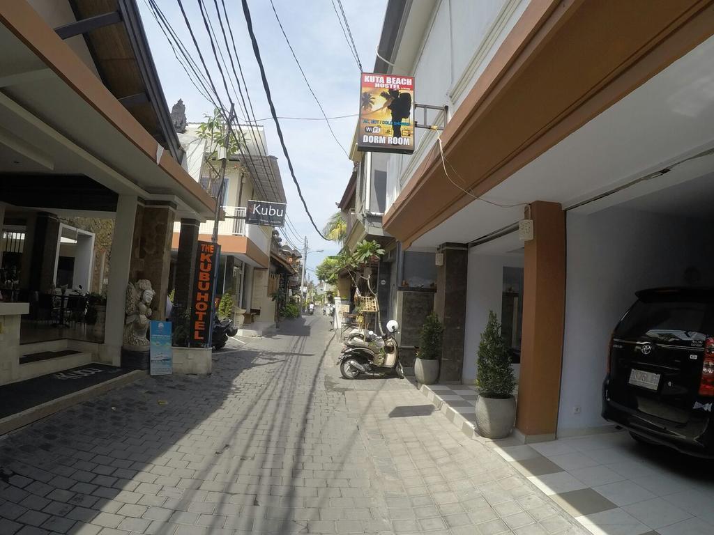 Kuta Beach Hostel Exteriér fotografie