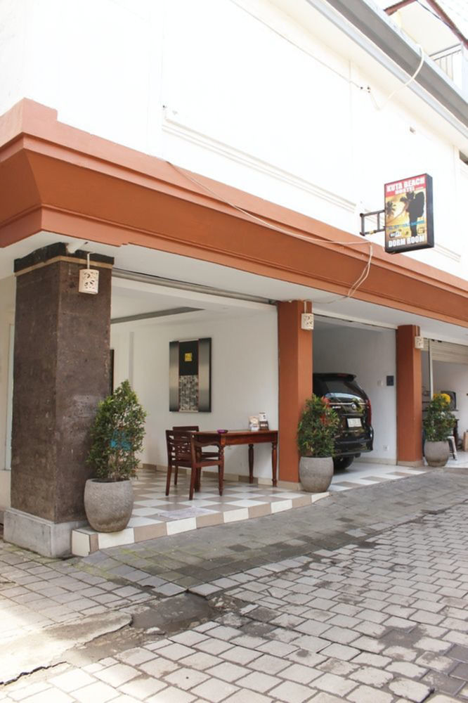 Kuta Beach Hostel Exteriér fotografie